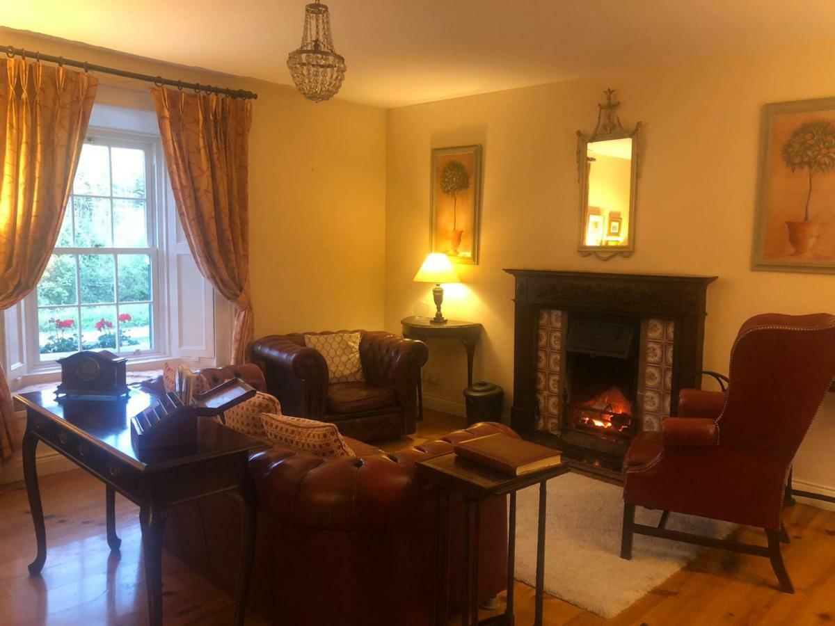 The Old Coach House Hotell Avoca Exteriör bild