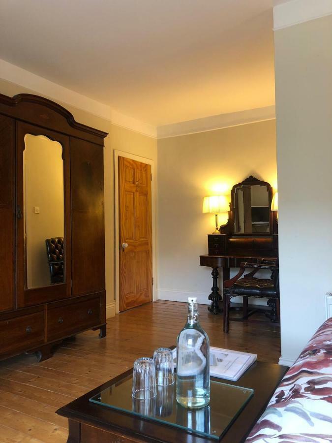 The Old Coach House Hotell Avoca Exteriör bild